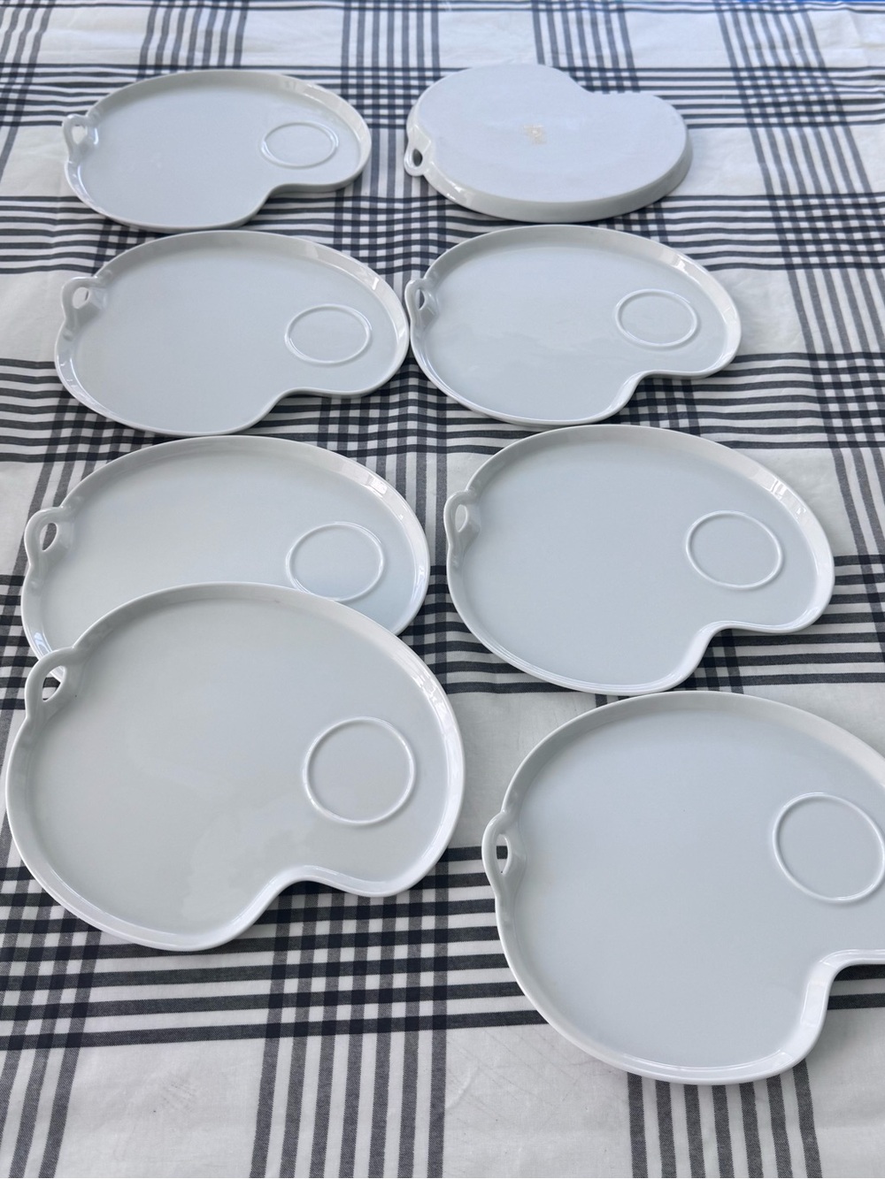 Noritake White Ceramic Palette Plates - Set of 8